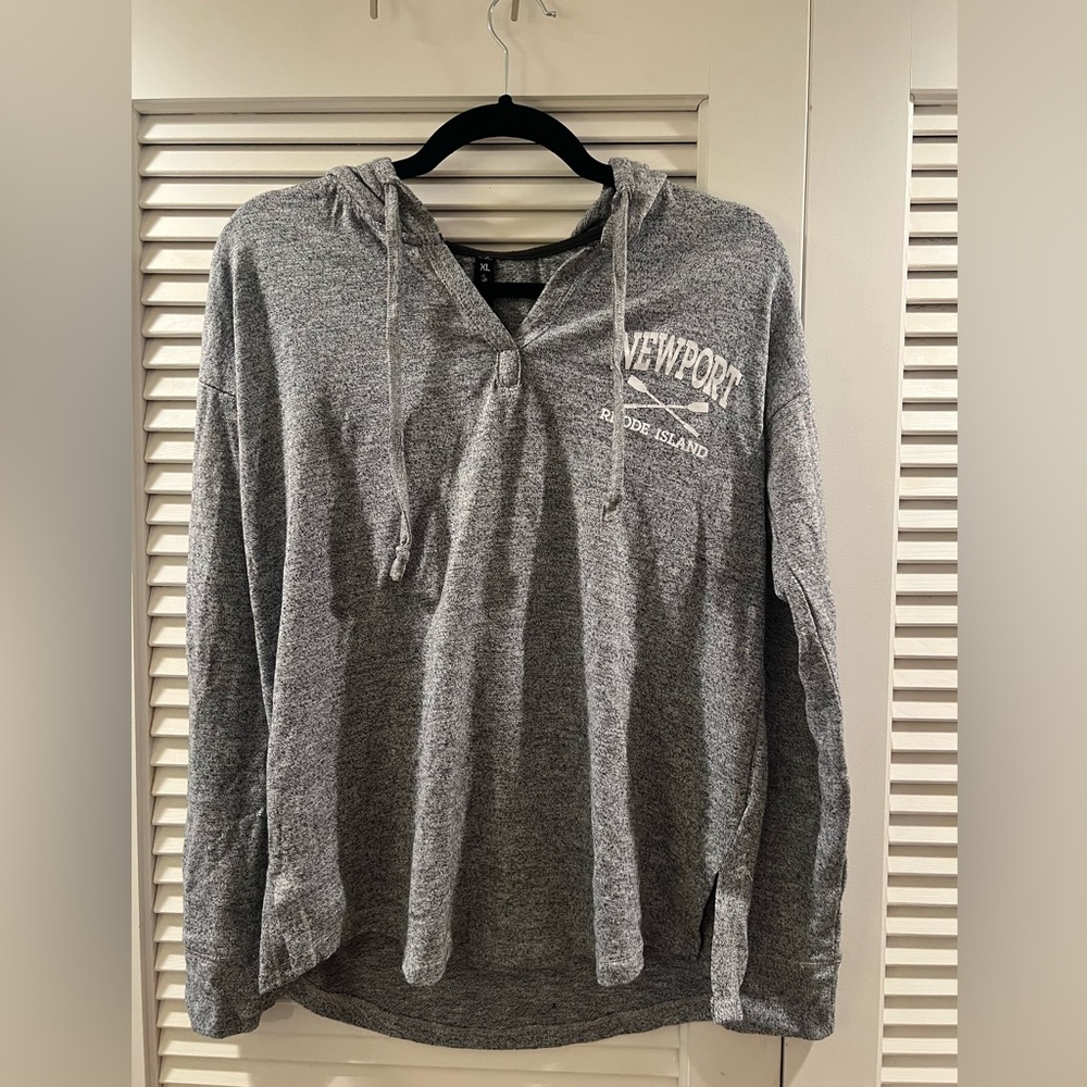 XL thin Newport, RI hoodie